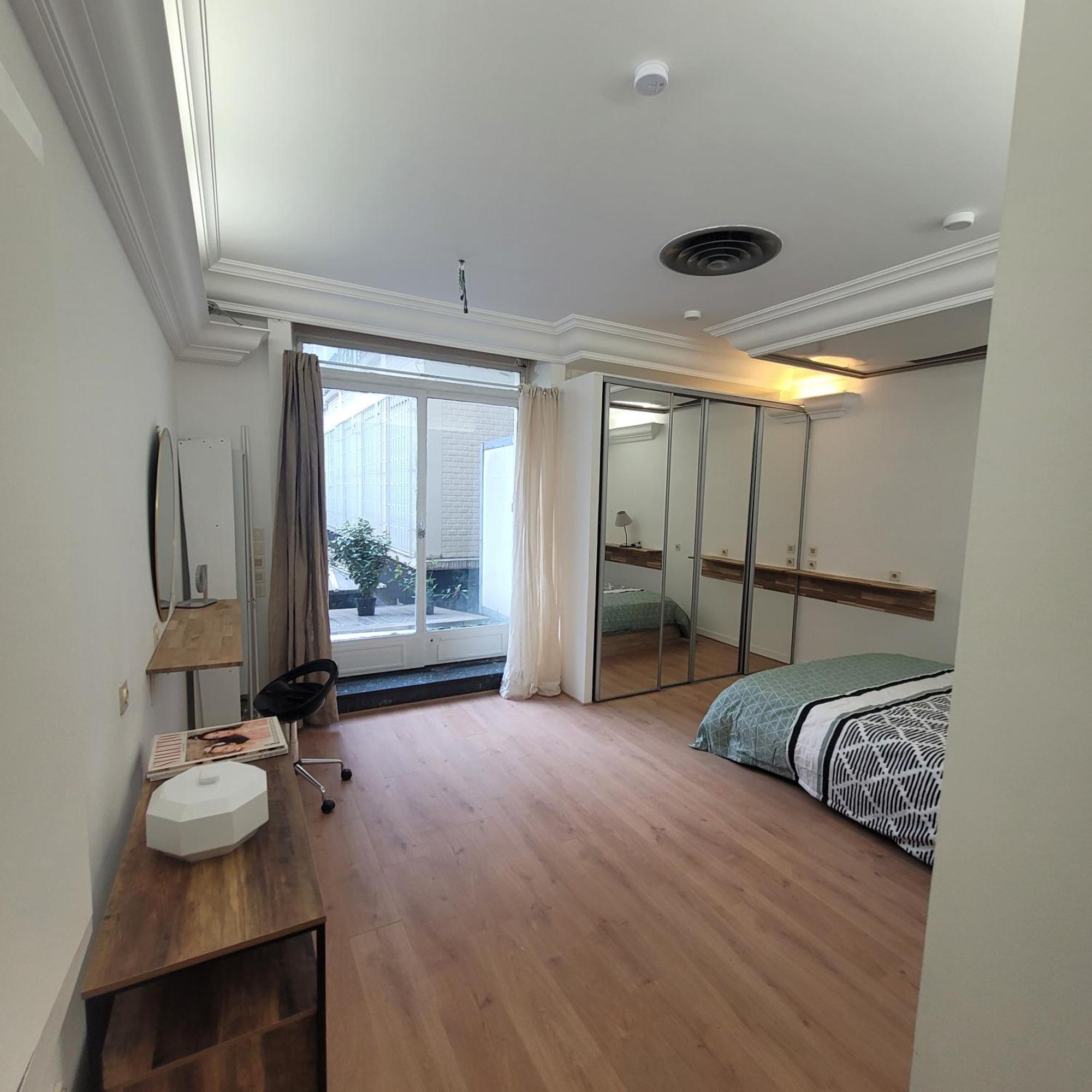 Bel Appartement Champs Elysees Avec 2 Chambres Paris Ngoại thất bức ảnh