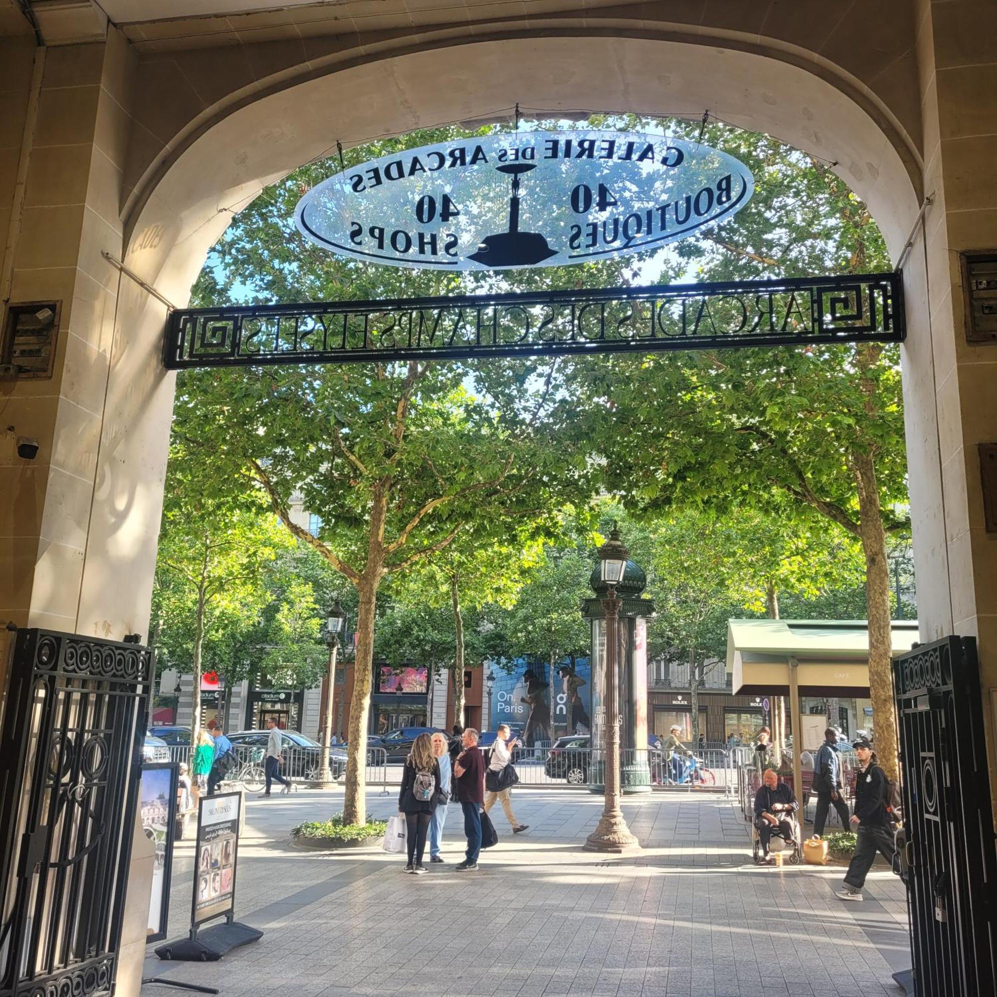 Bel Appartement Champs Elysees Avec 2 Chambres Paris Ngoại thất bức ảnh